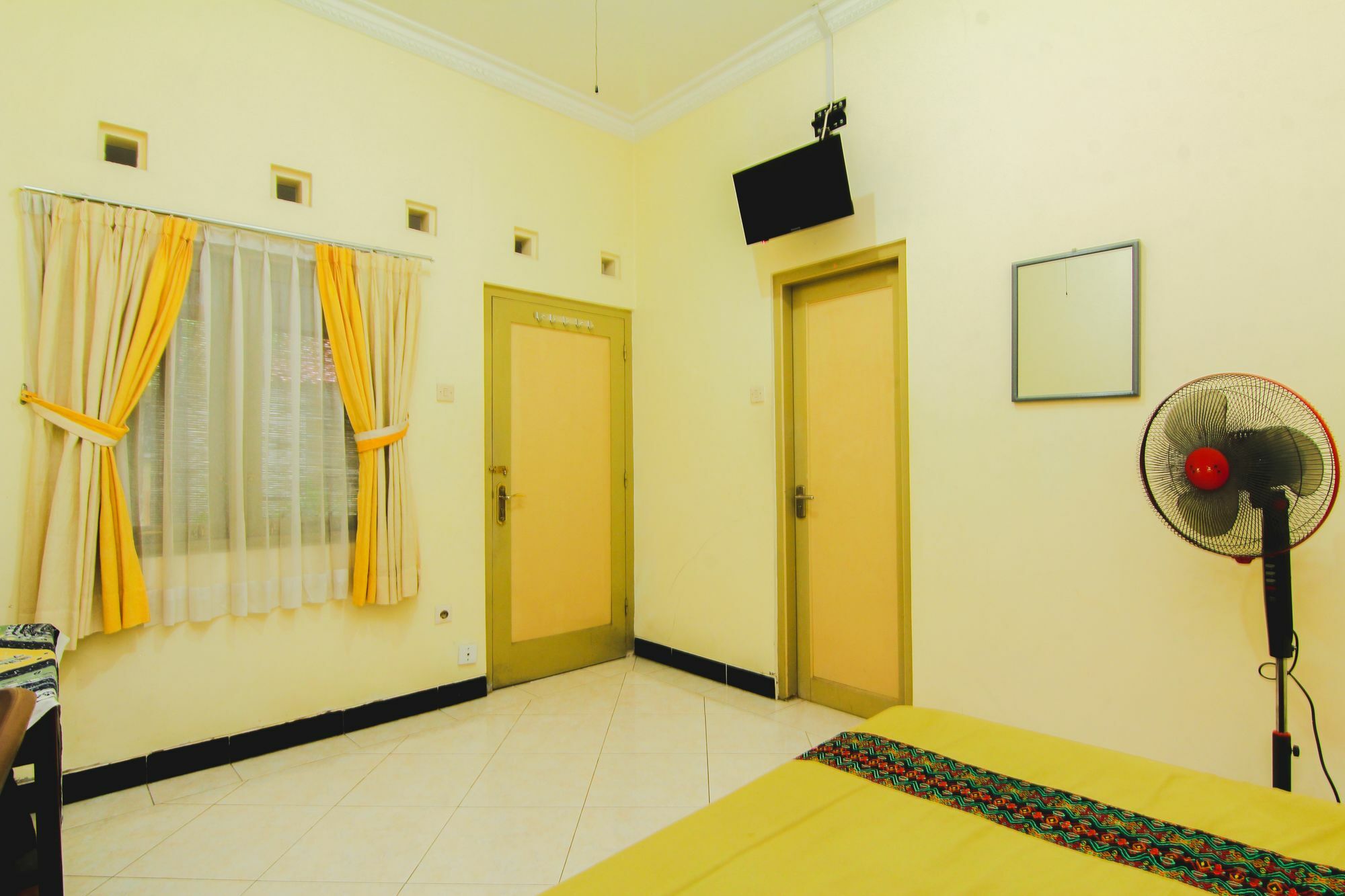 Griya Batik Giri Sekar Homestay Yogyakarta Exteriör bild